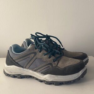 Orion Gray and Black Hiking Shoes